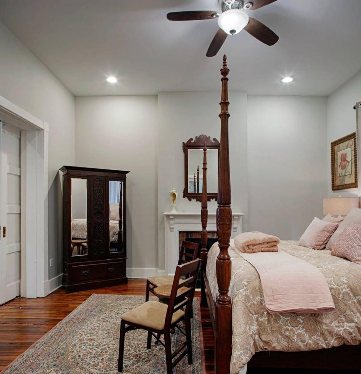 414 Waldburg A - Newly Renovated Apt With Outdoor Space! Apartment ซาวานนาห์ ภายนอก รูปภาพ
